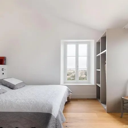 Le Clos Neraud Old Сен-Мартен-де-Ре